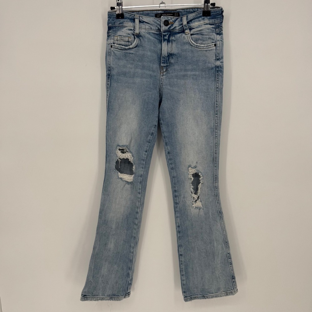 ZARA Trafaluc Denimwear Women Light Wash Distressed Flare Jeans Size 02